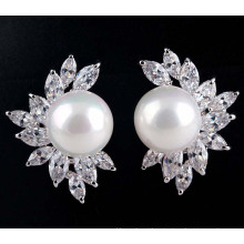 Korean High Quality Zircon Inlaid Pearl Earrings Zircon